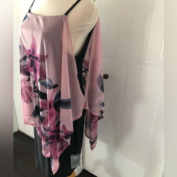 BNWT Le Chateau Dress with Flowy Floral Overlay - Picture 3 of 11